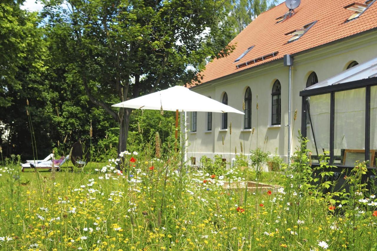 Kavaliershaus Schloss Bluecher Am Finckenersee מראה חיצוני תמונה