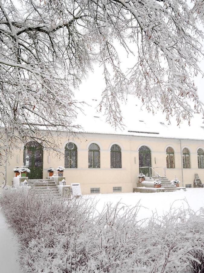 Kavaliershaus Schloss Bluecher Am Finckenersee מראה חיצוני תמונה